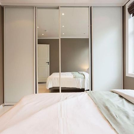 New! Modern Top Floor Apartment In Historic Area! Bergen Extérieur photo