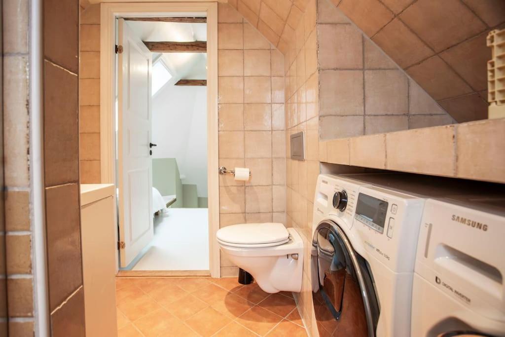 New! Modern Top Floor Apartment In Historic Area! Bergen Extérieur photo